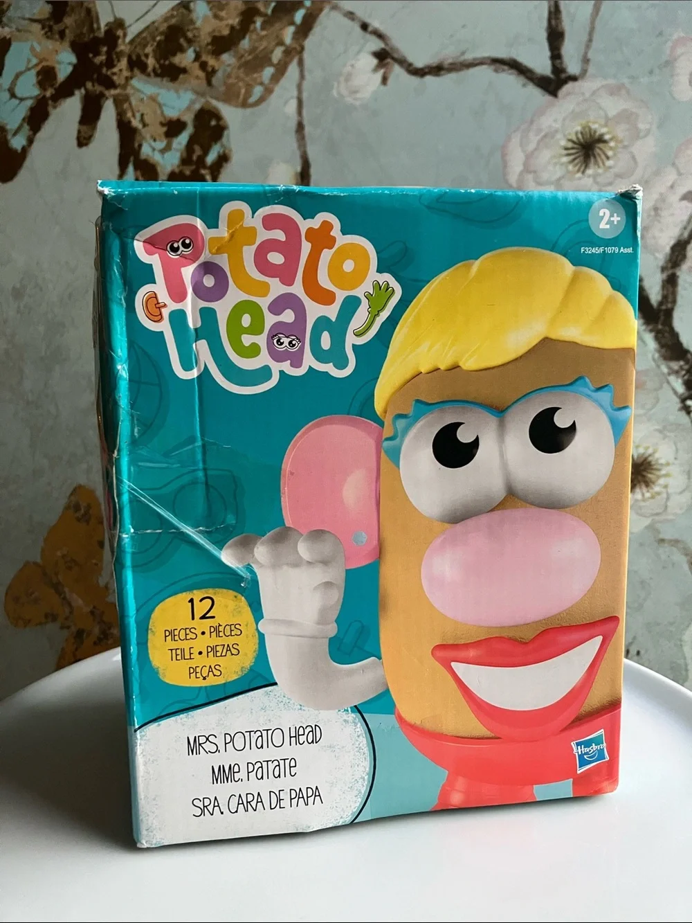 Hasbro Mrs Potato Head - BRAND NEW IN DAMAGED BOX